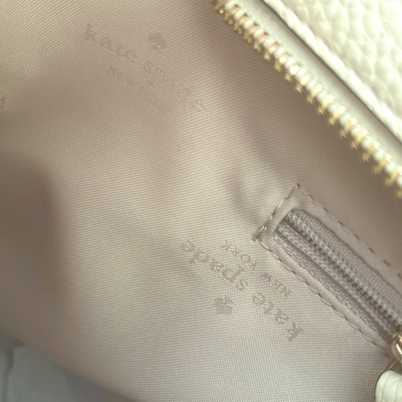Kate Spade New York large off-white tote with zipper - Picture 6 of 12